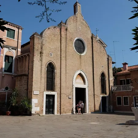 Gasthuis Stylish Self-contained & Bath In Castello Between Biennale & San Marco